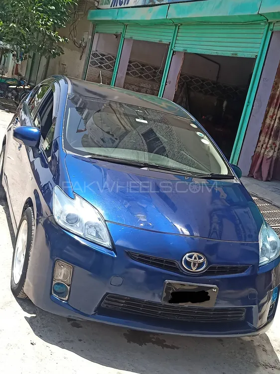 Toyota Prius 2010 for Sale in Bannu Image-1