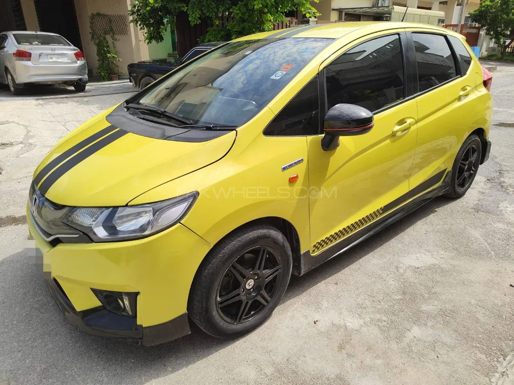 Honda Fit 2014 for Sale in Islamabad Image-1