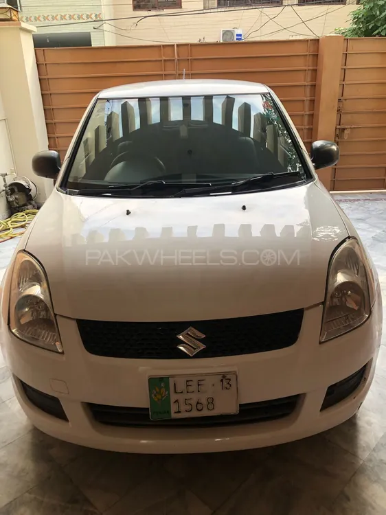 Suzuki Swift 2013 for Sale in Lahore Image-1