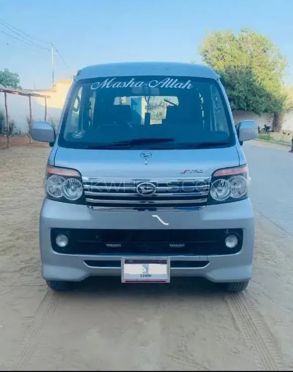 Daihatsu Atrai Wagon 2010 for Sale in Karachi Image-1