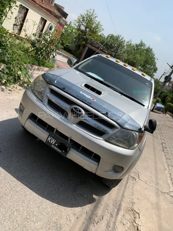 Toyota Hilux 2006 for Sale in Multan Image-1
