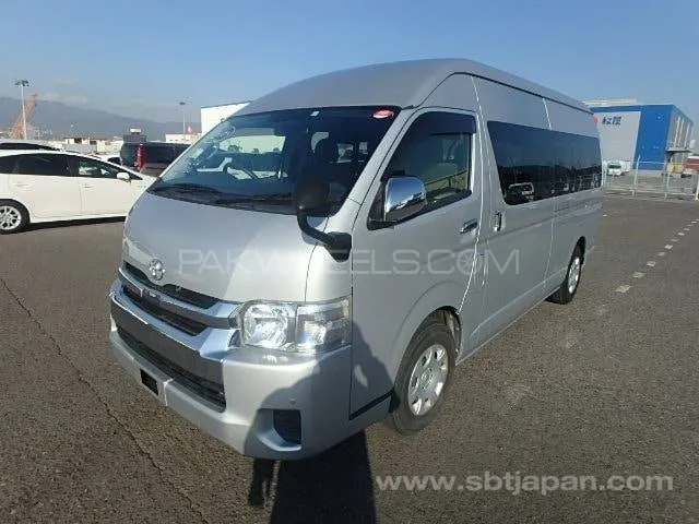 Toyota Hiace 2018 for Sale in Peshawar Image-1