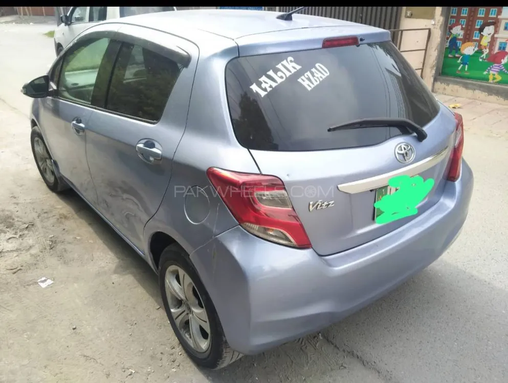 Toyota Vitz 2015 for Sale in Lahore Image-1