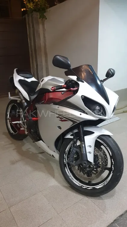 2010 yamaha yzf r1 for sale