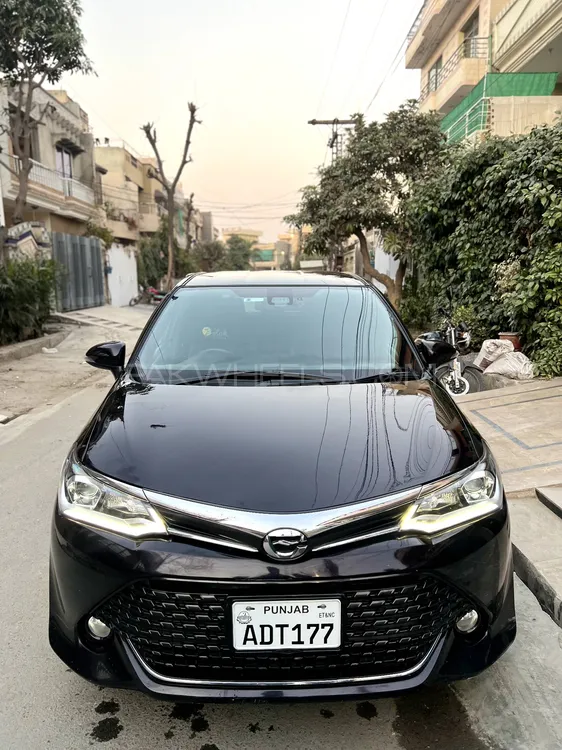 Toyota Corolla Fielder 2017 for Sale in Lahore Image-1