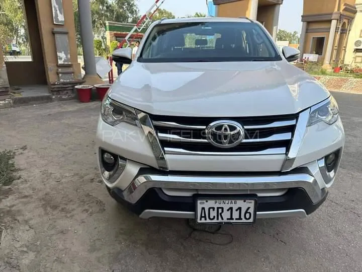 Toyota Fortuner 2021 for Sale in Jauharabad Image-1
