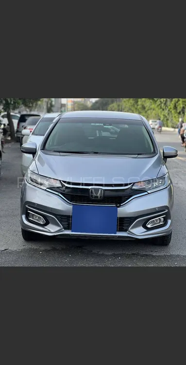 Honda Fit 2017 for Sale in Lahore Image-1