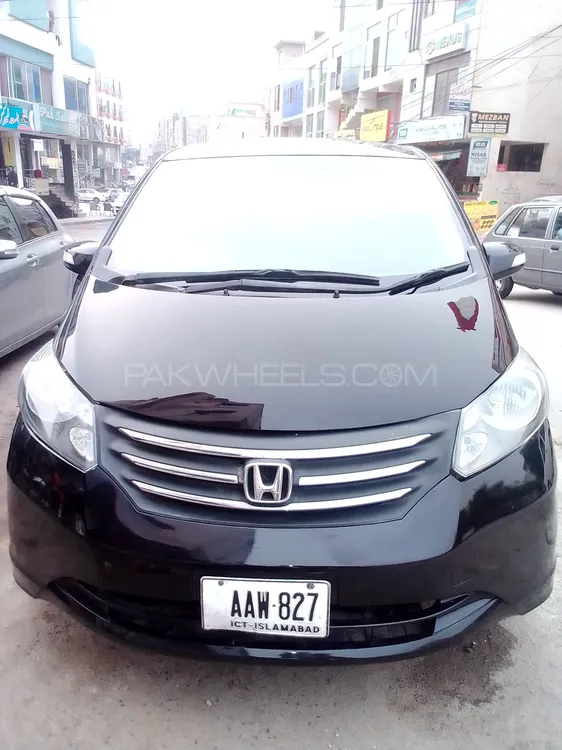 Honda Freed 2011 for Sale in Islamabad Image-1