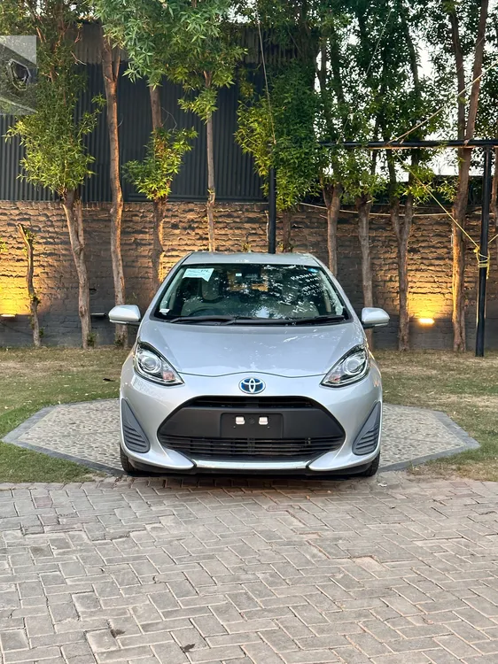 Toyota Aqua 2020 for Sale in Lahore Image-1