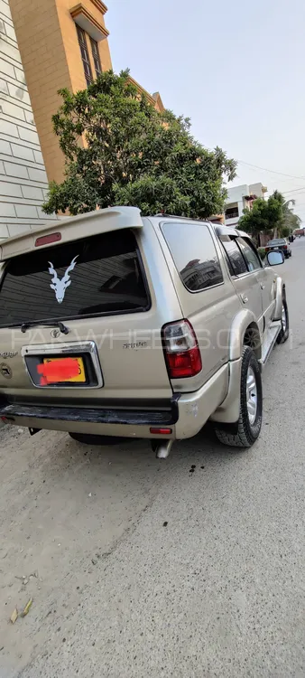 Toyota Surf 2001 for Sale in Karachi Image-1