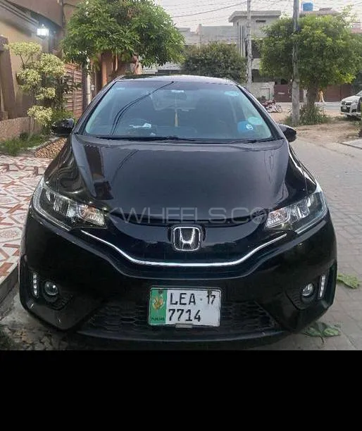 Honda Fit 2013 for Sale in Lahore Image-1