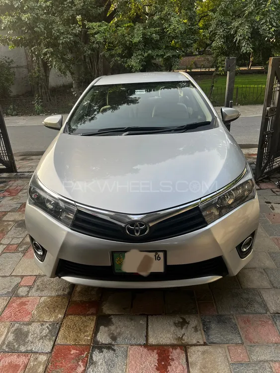 Toyota Corolla 2016 for Sale in Lahore Image-1