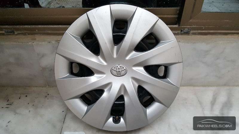 Original Toyota 15 Inches Rims with Wheel Covers Image-1