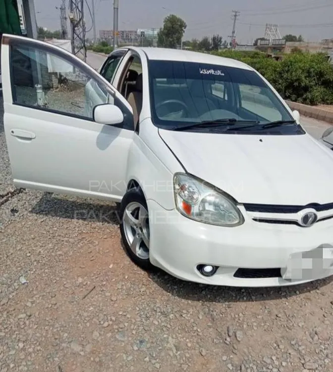 Toyota Platz 2005 for Sale in Peshawar Image-1