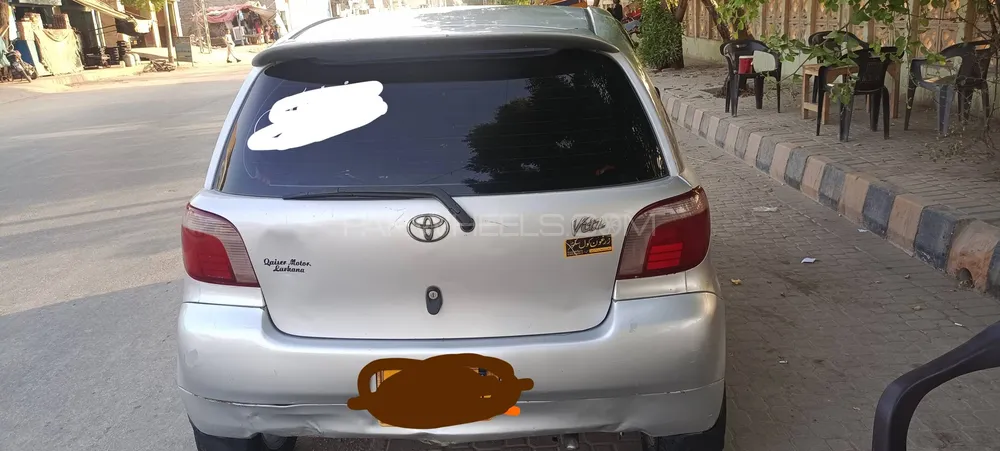 Toyota Vitz 2000 for Sale in Quetta Image-1