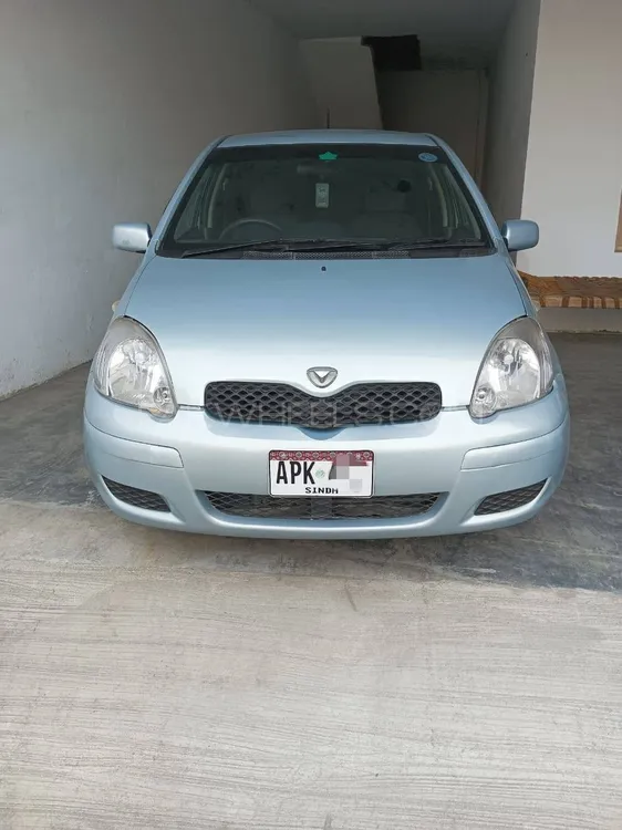 Toyota Vitz 2004 for Sale in Charsadda Image-1