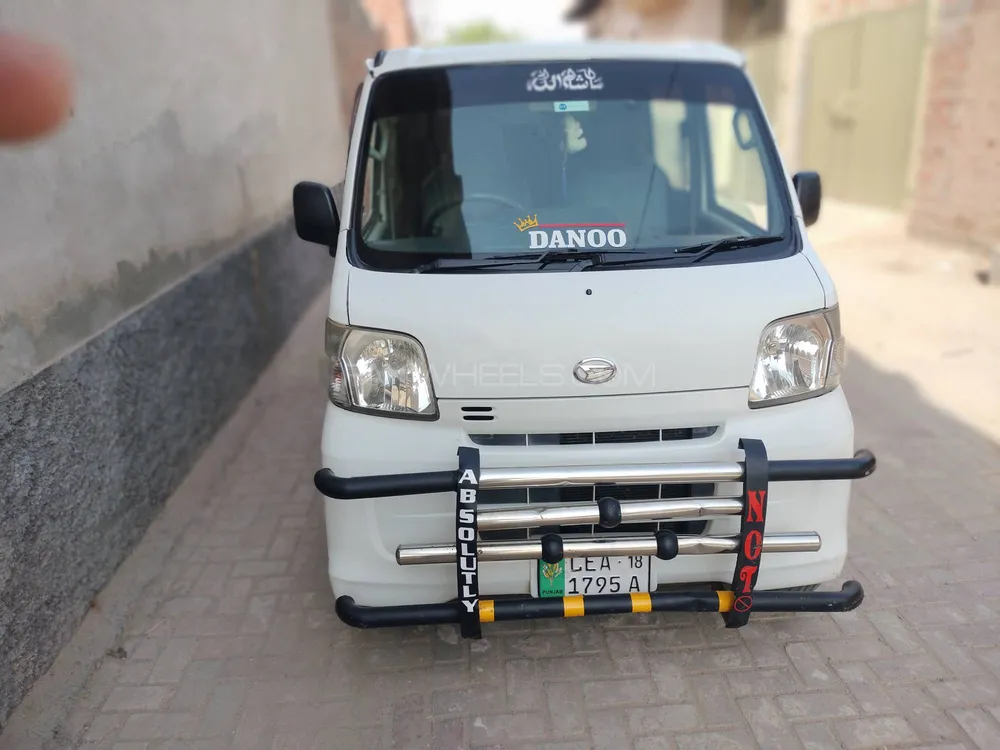 Daihatsu Hijet 2018 for Sale in Kamalia Image-1