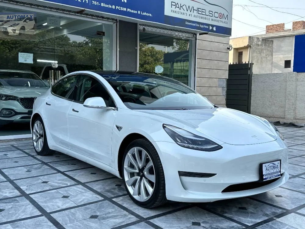 Tesla Model 3 2020 for Sale in Lahore Image-1