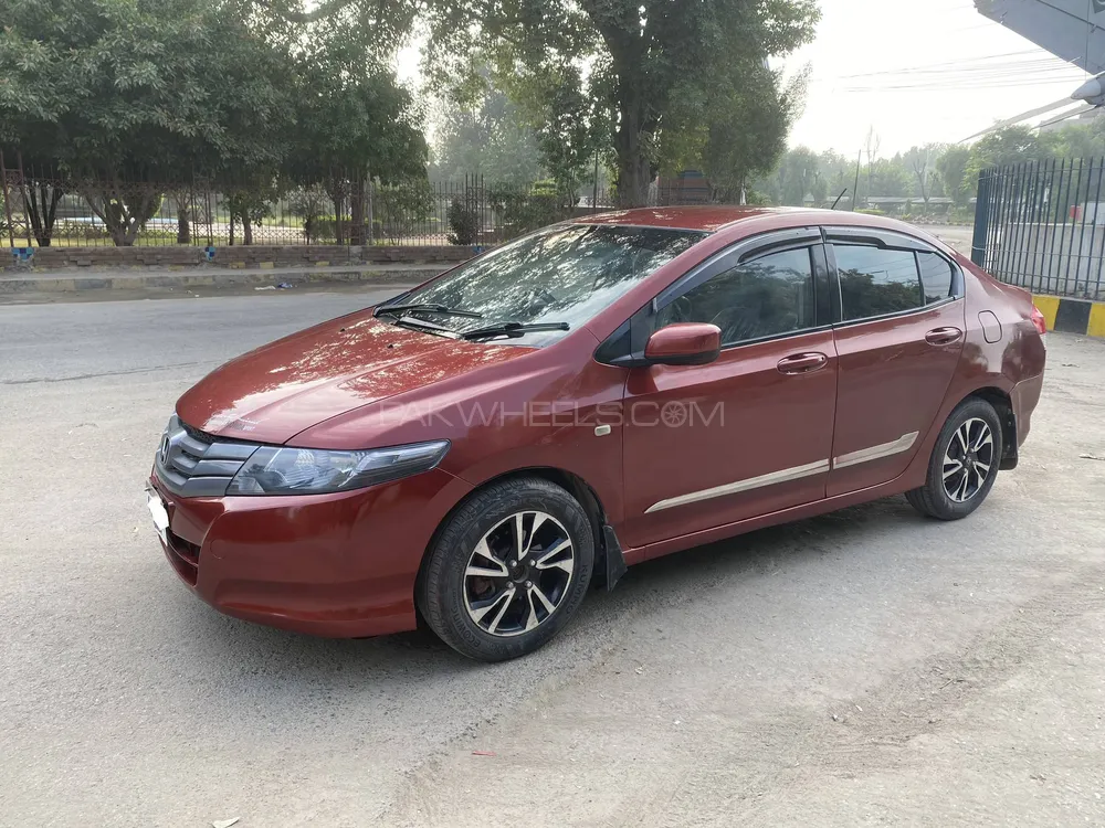 Honda City 2010 for Sale in Okara Image-1