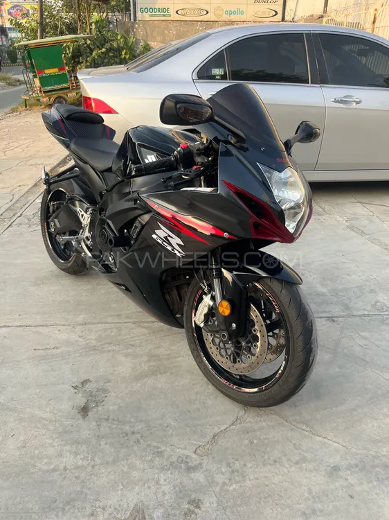 Suzuki gsx deals 600 r 2012