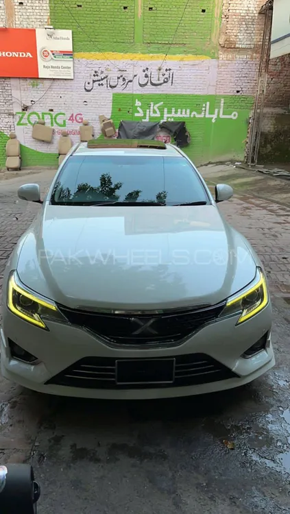 Toyota Mark X 2014 for Sale in Peshawar Image-1