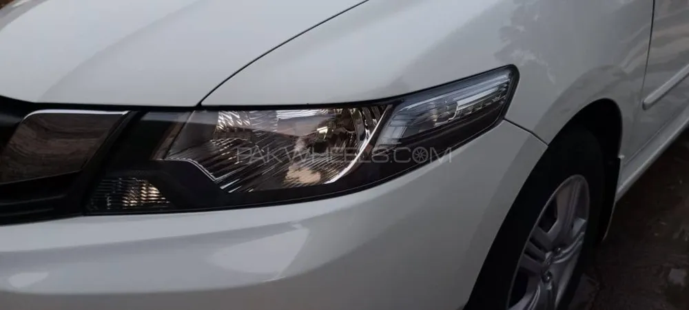 Honda City 2017 for Sale in Okara Image-1