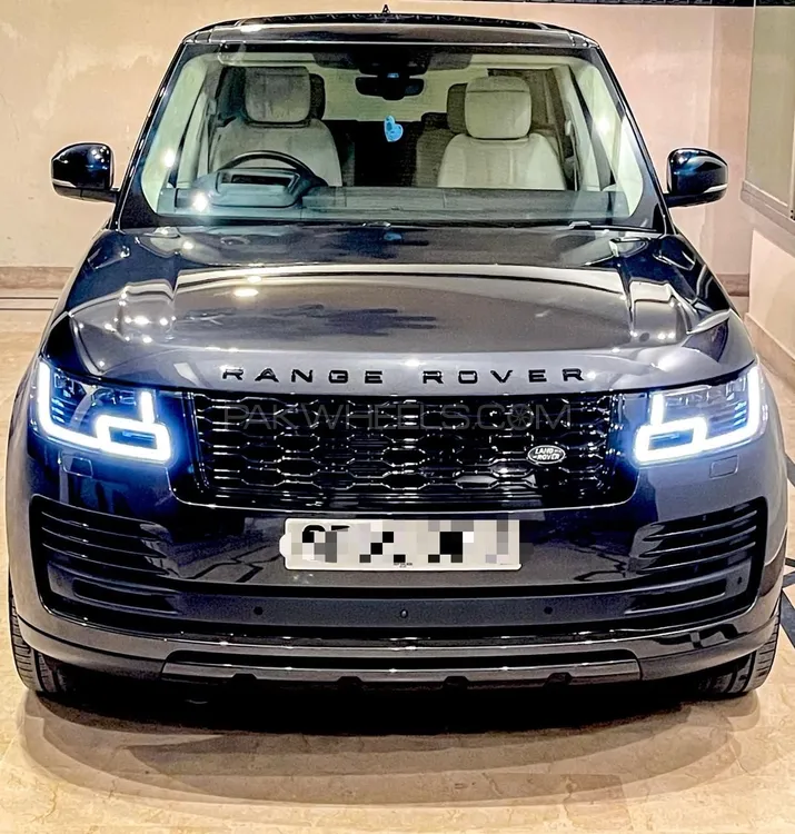 Range Rover Vogue 2020 for Sale in Lahore Image-1