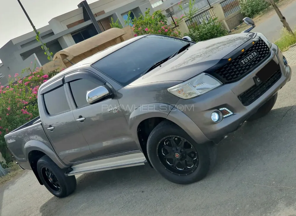 Toyota Hilux 2015 for sale in D.G.Khan