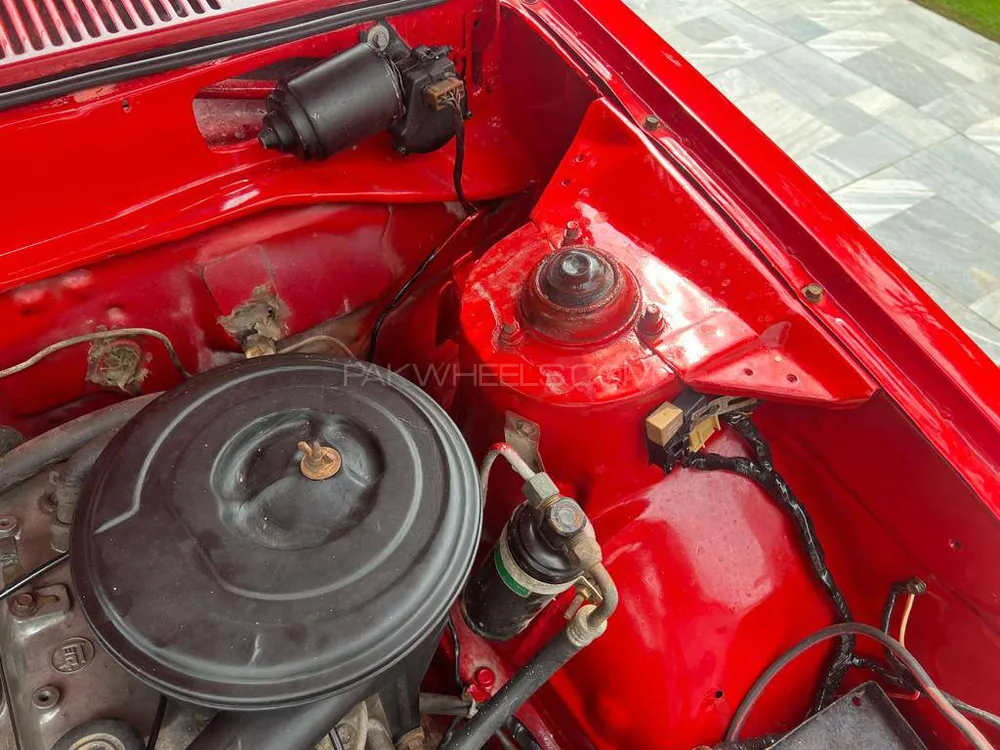 Toyota Corolla 1976 for Sale in Lahore Toyota Corolla 1976 for Sale in Lahore Image-10