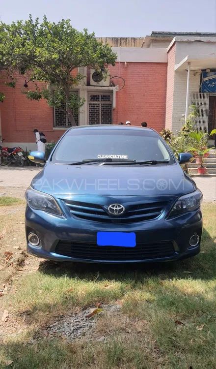 Toyota Corolla 2012 for Sale in Peshawar Image-1