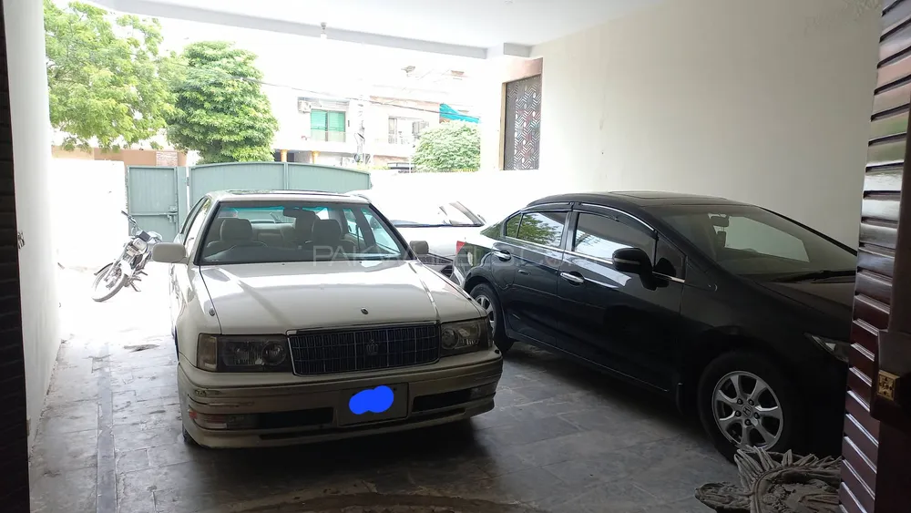 Toyota Crown 1997 for Sale in Lahore Image-1