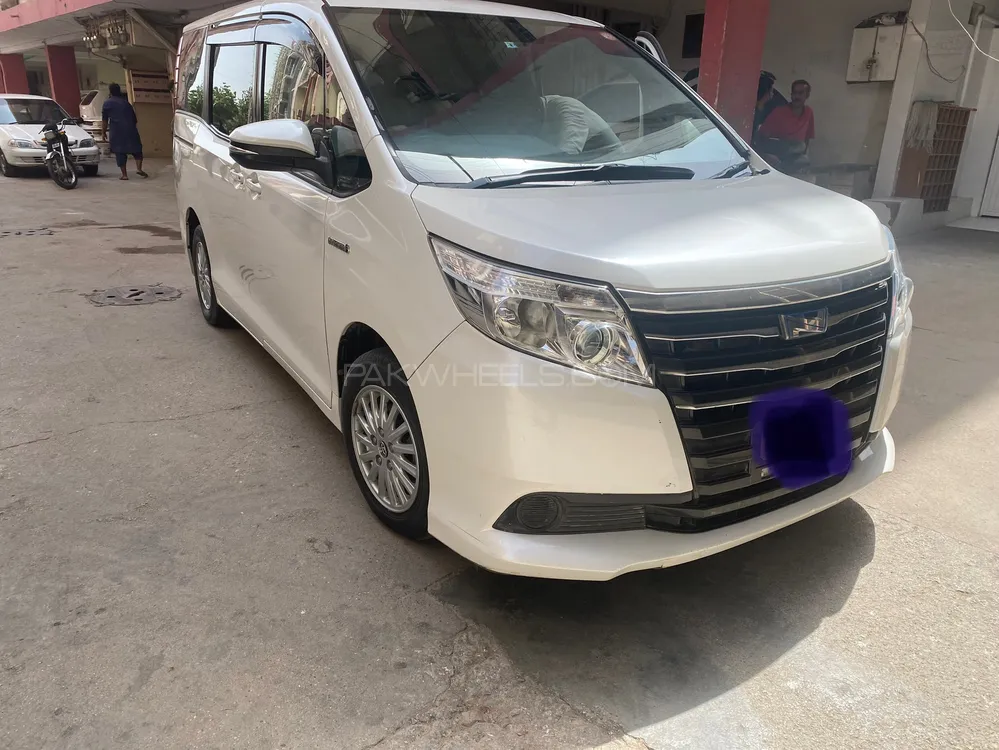 ٹویوٹا نوح 2020 for Sale in کراچی Image-1