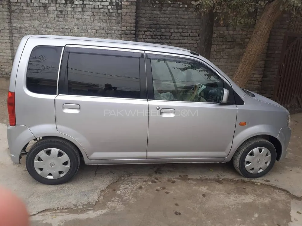 نسان اوٹی 2015 for Sale in نوشہرہ Image-1