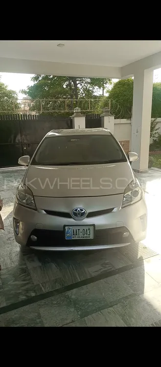 Toyota Prius 2013 for Sale in Islamabad Image-1