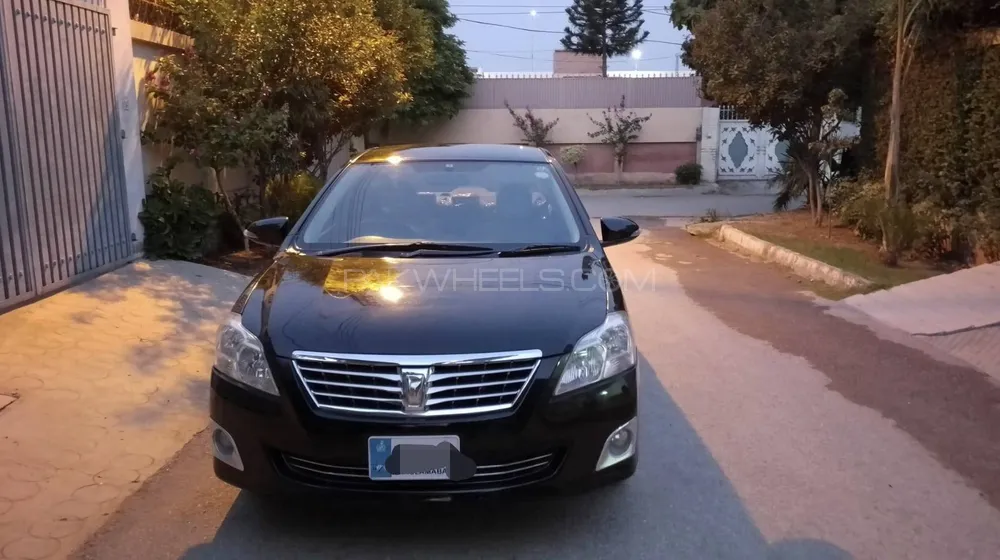Toyota Premio 2013 for Sale in Peshawar Image-1