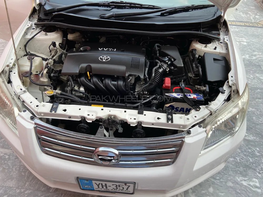 Toyota Corolla Axio 2007 for Sale in Attock Image-1