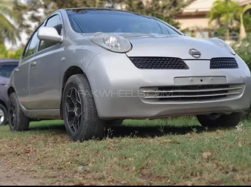 Nissan March 2002 for Sale in Hyderabad Image-1