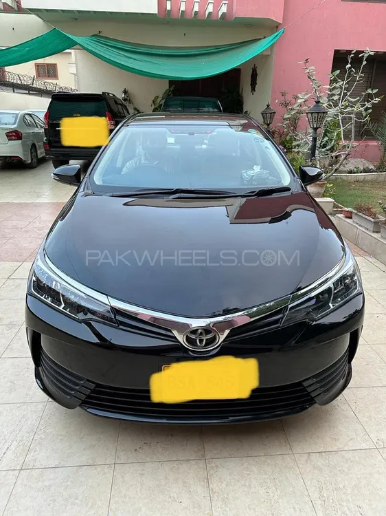 Toyota Corolla 2020 for Sale in Karachi Image-1