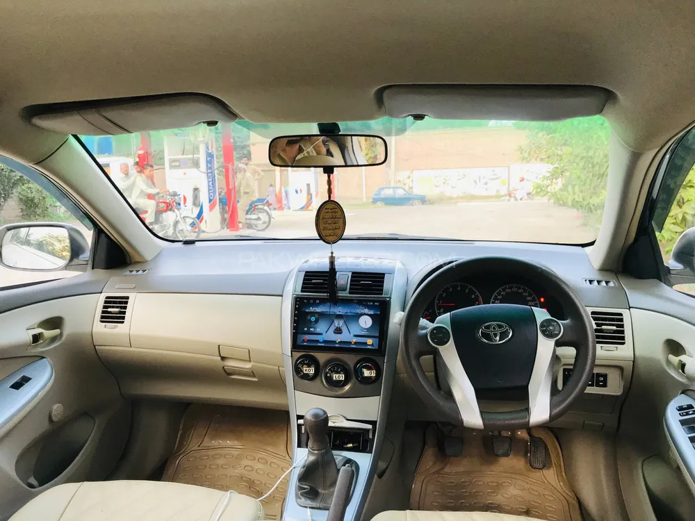 Toyota Corolla 2010 for Sale in Peshawar Image-1