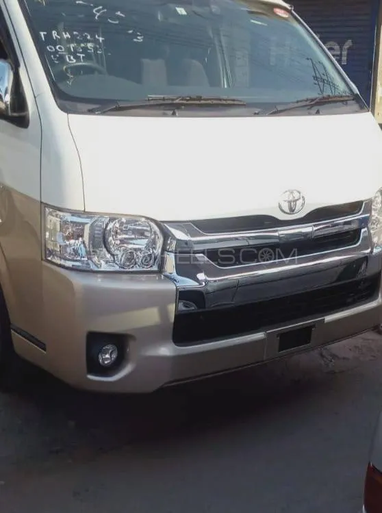 Toyota Hiace 2018 for Sale in Lahore Image-1