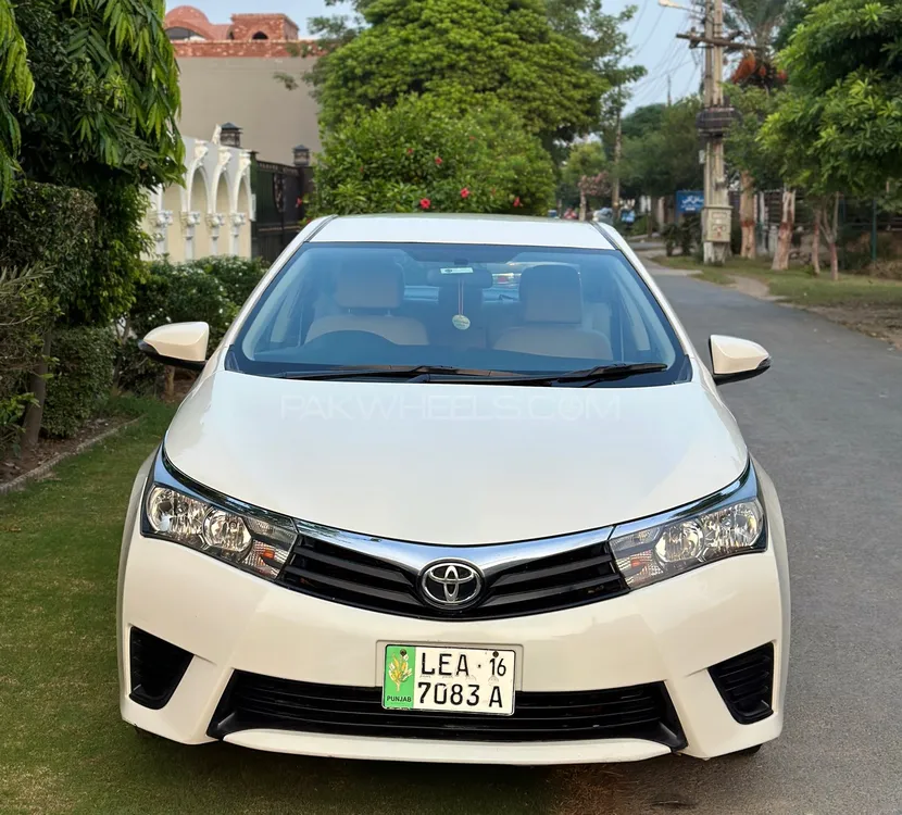 Toyota Corolla 2016 for Sale in Lahore Image-1