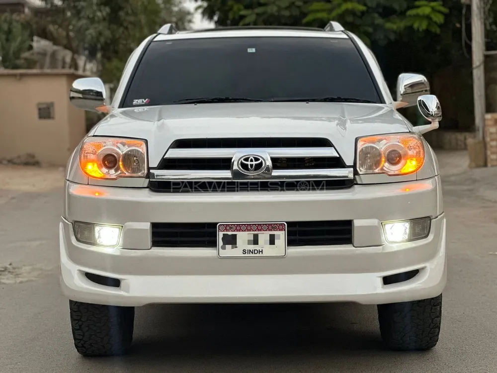 Toyota Surf 2003 for Sale in Karachi Image-1