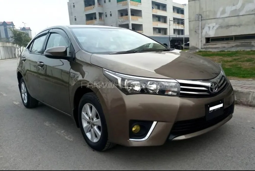 Toyota Corolla 2015 for Sale in Swat Image-1
