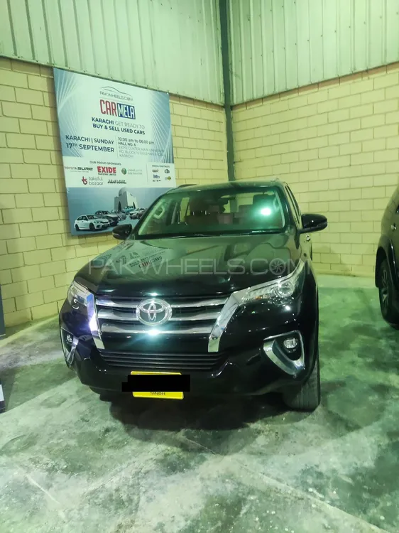 Toyota Fortuner 2019 for Sale in Karachi Image-1