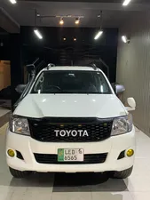 Toyota Hilux SR5 2016 for Sale