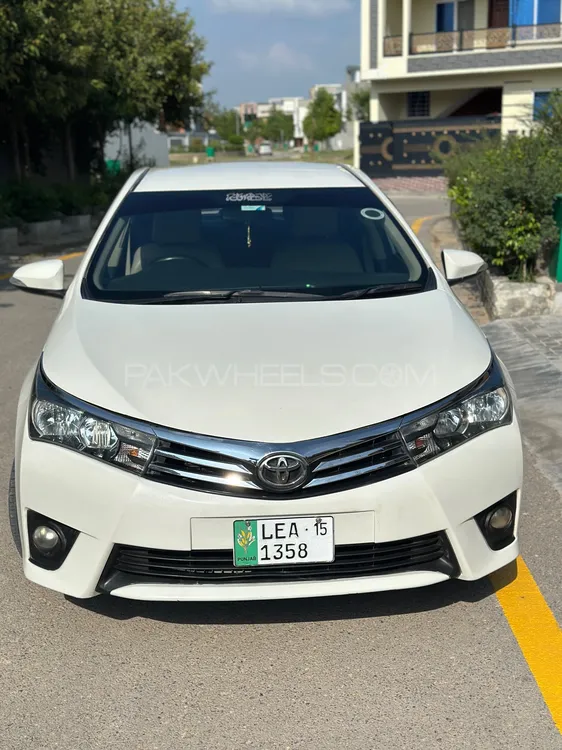 Toyota Corolla 2015 for Sale in Islamabad Image-1