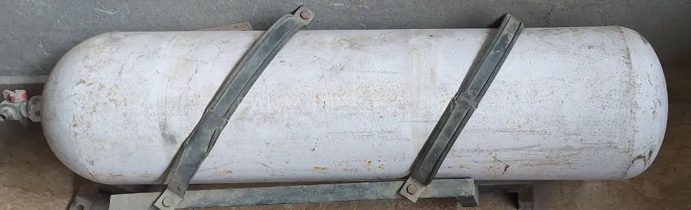Alto vxr Cylinder with Stand Image-1