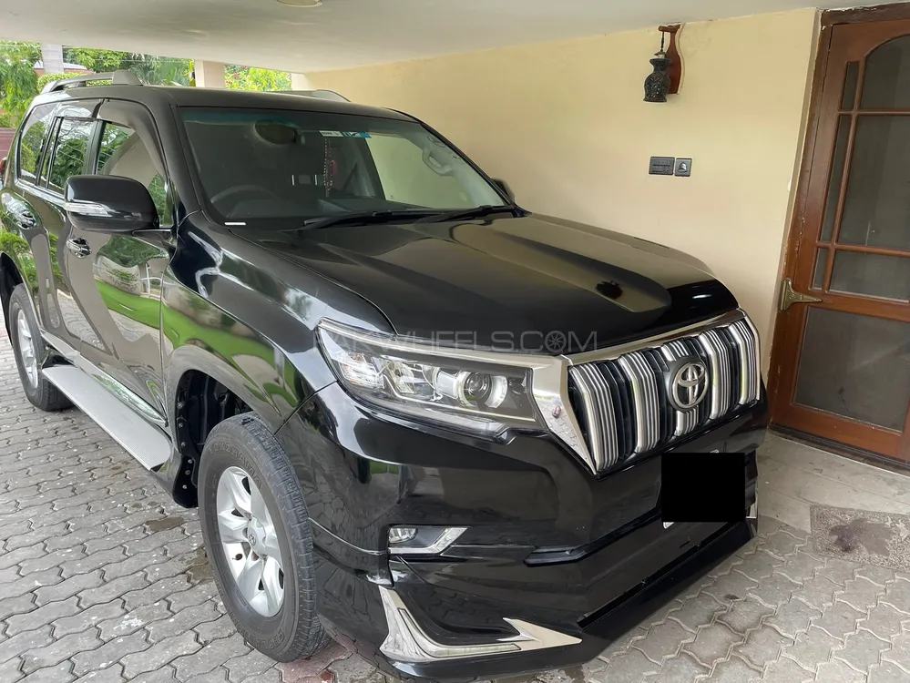 Toyota Prado 2011 for Sale in Sialkot Image-1