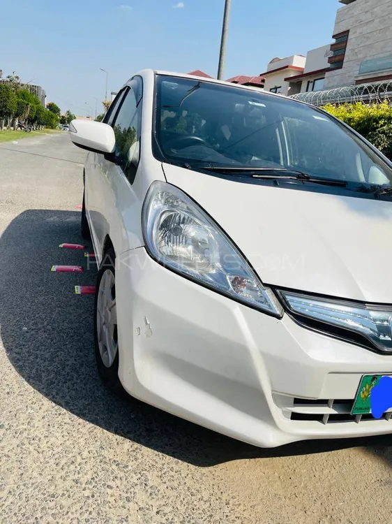 Honda Fit 2011 for Sale in Lahore Image-1