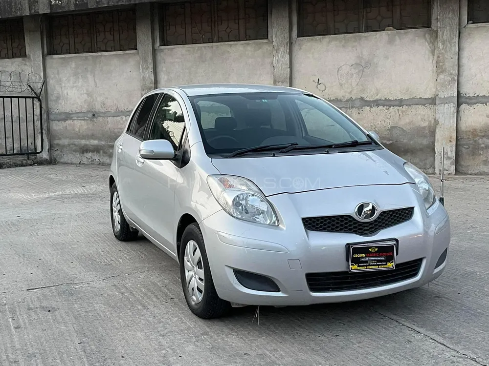 Toyota Vitz 2010 for Sale in Islamabad Image-1